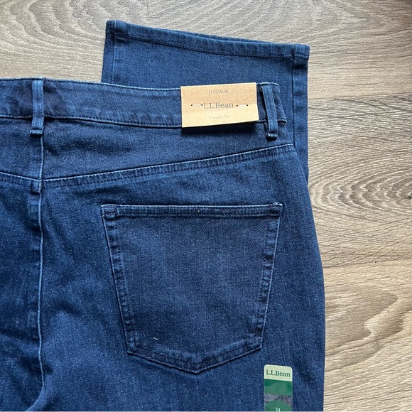 NWT L.L. Bean Super Stretch Slim Jeans Straight Leg Dark Indigo Women's size 14 - Picture 5 of 10